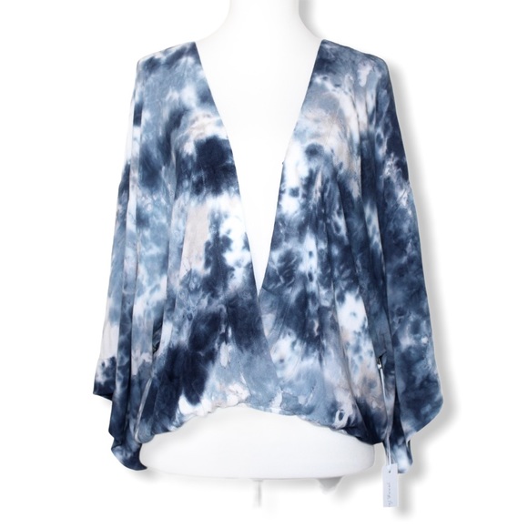 Young Fabulous & Broke Blue Tie Dye Kimono Top Med - Picture 2 of 12